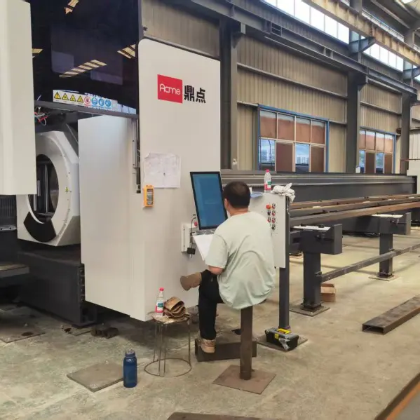 12050 हेवी-ड्यूटी लेसर ट्यूब कटिंग मशीन 