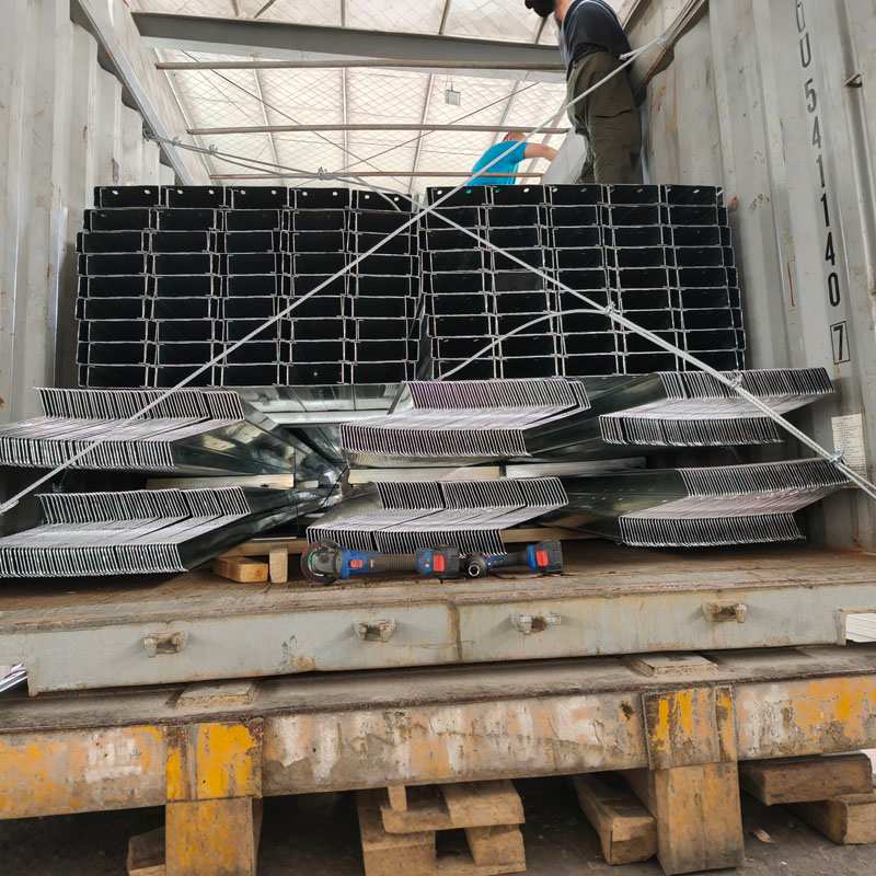 आधुनिक बांधकाम प्रकल्पांसाठी स्टील स्ट्रक्चर पर्लिन्स का आवश्यक आहेत